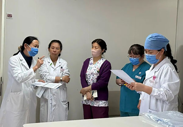 实战演练 为肠道门诊开诊筑牢安全防线