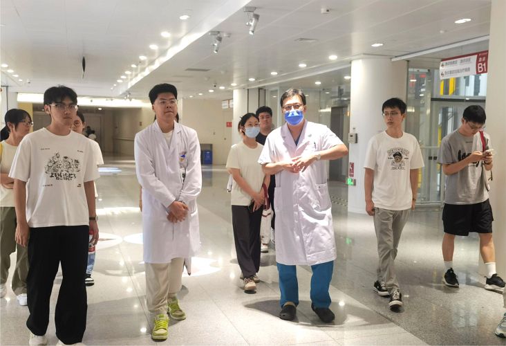 夏令营新闻稿--图7.jpg 夏令营新闻稿--图7.jpg