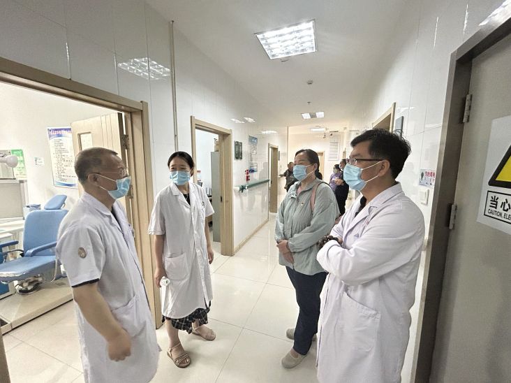 0组团式援助科室发展讨论.jpg