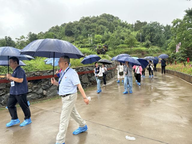 照片27.jpg 照片27.jpg