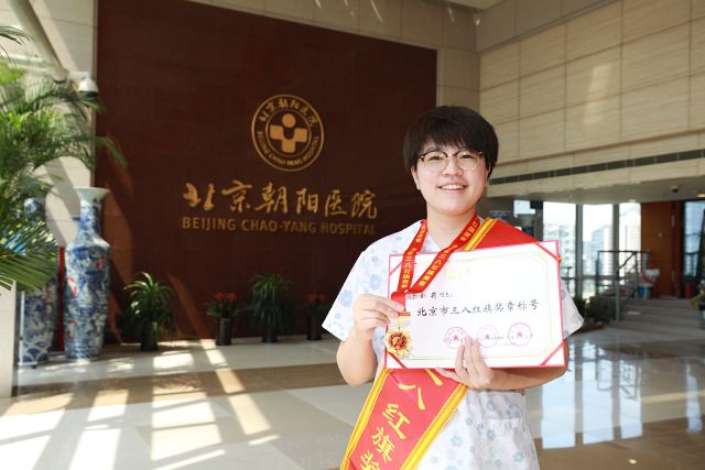 4刘莉.JPG 4刘莉.JPG