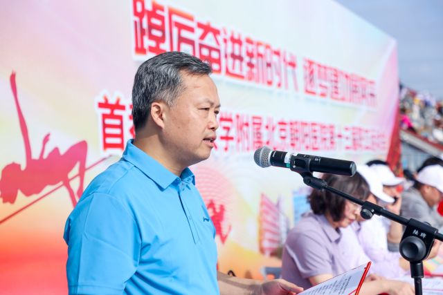 张书记.jpg 张书记.jpg