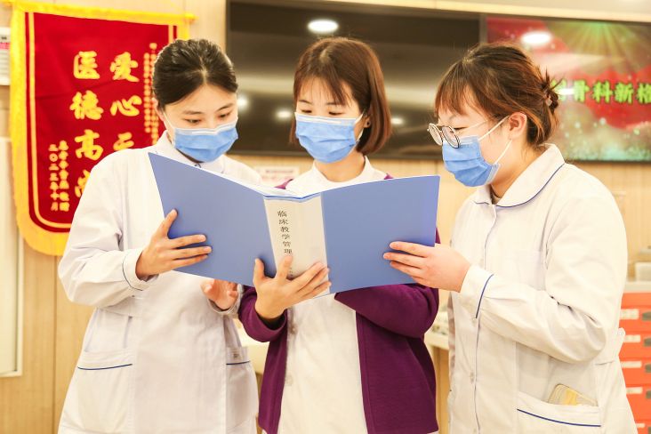 《传道受业》骨科 龚英慧 (1).jpg